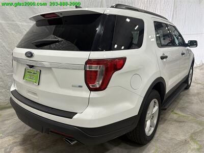 2018 Ford Explorer   - Photo 8 - Bethany, CT 06524