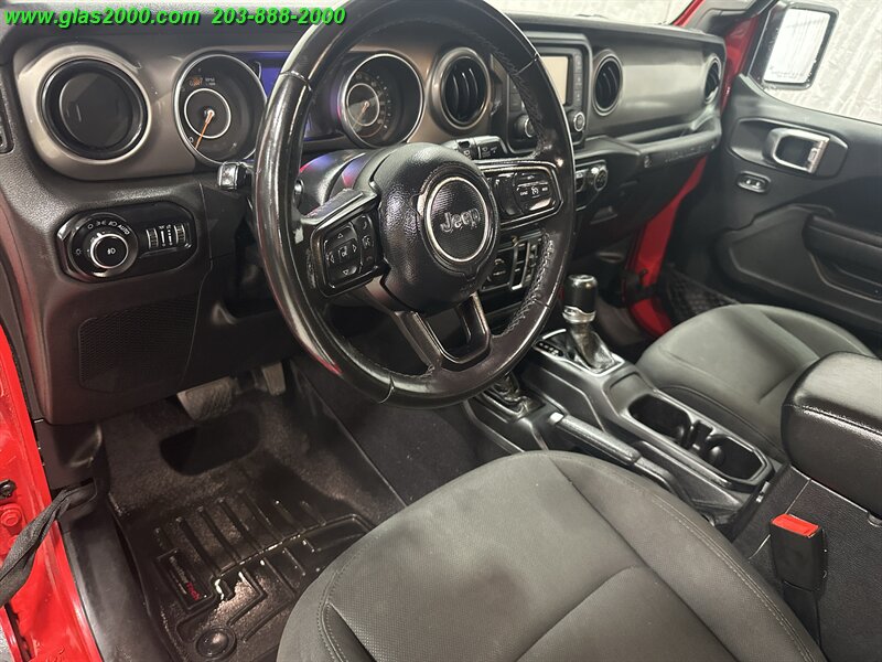 2019 Jeep Wrangler Unlimited Sport - Photo 3 - Bethany, CT 06524