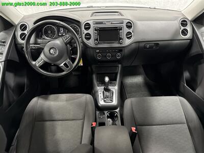 2015 Volkswagen Tiguan S 4Motion   - Photo 6 - Bethany, CT 06524
