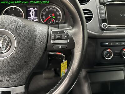 2015 Volkswagen Tiguan S 4Motion   - Photo 23 - Bethany, CT 06524