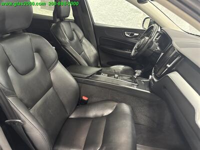 2018 Volvo XC60 T5 Momentum   - Photo 31 - Bethany, CT 06524