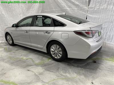 2016 Hyundai SONATA Hybrid SE   - Photo 7 - Bethany, CT 06524