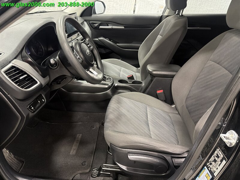 2021 Kia SELTOS LX - Photo 23 - Bethany, CT 06524