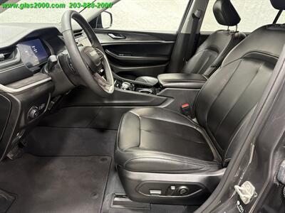 2023 Jeep Grand Cherokee L Limited   - Photo 23 - Bethany, CT 06524