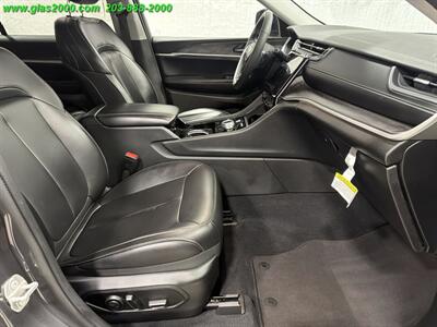 2023 Jeep Grand Cherokee L Limited   - Photo 21 - Bethany, CT 06524