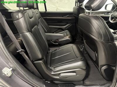 2023 Jeep Grand Cherokee L Limited   - Photo 10 - Bethany, CT 06524