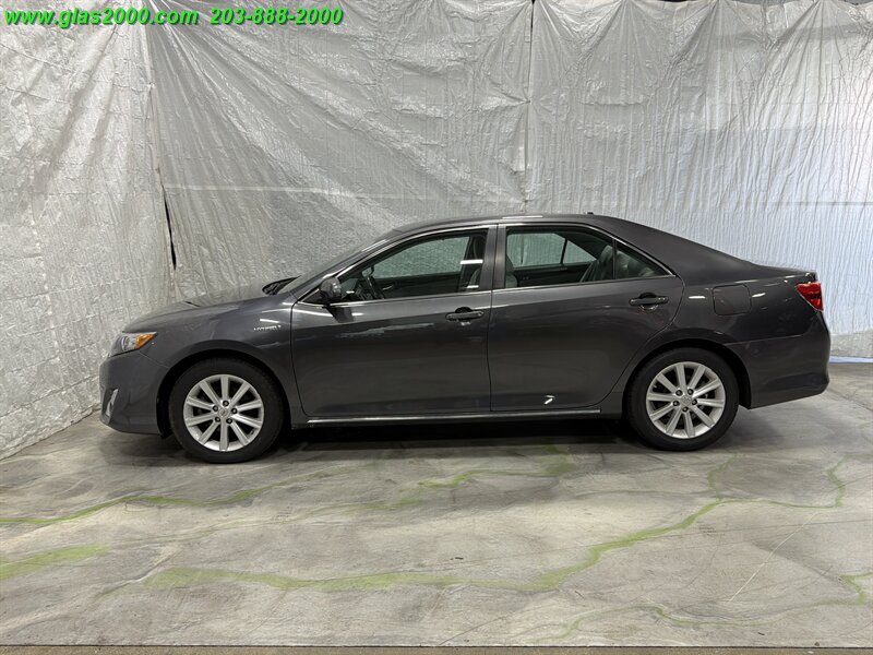 2014 Toyota Camry Hybrid XLE - Photo 13 - Bethany, CT 06524