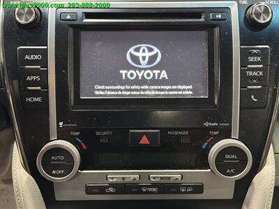 2014 Toyota Camry Hybrid XLE - Photo 17 - Bethany, CT 06524