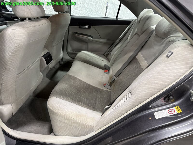 2014 Toyota Camry Hybrid XLE - Photo 9 - Bethany, CT 06524