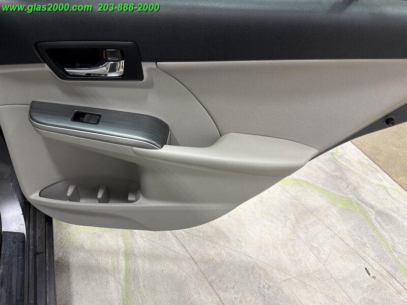 2014 Toyota Camry Hybrid XLE - Photo 26 - Bethany, CT 06524