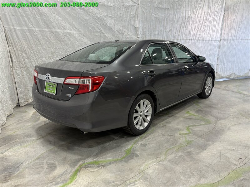 2014 Toyota Camry Hybrid XLE - Photo 8 - Bethany, CT 06524