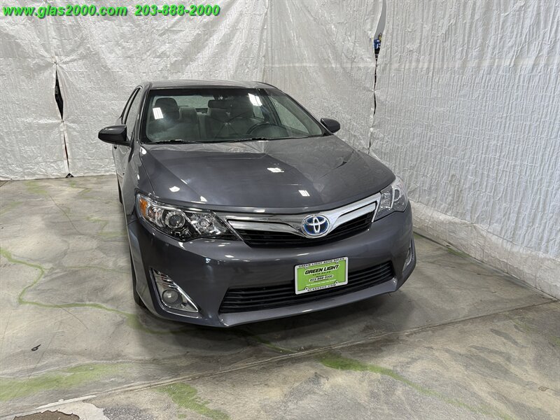 2014 Toyota Camry Hybrid XLE - Photo 31 - Bethany, CT 06524