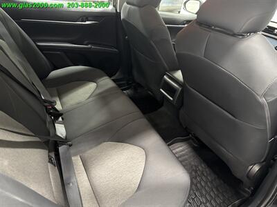 2020 Toyota Camry LE   - Photo 10 - Bethany, CT 06524