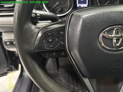 2020 Toyota Camry LE   - Photo 25 - Bethany, CT 06524