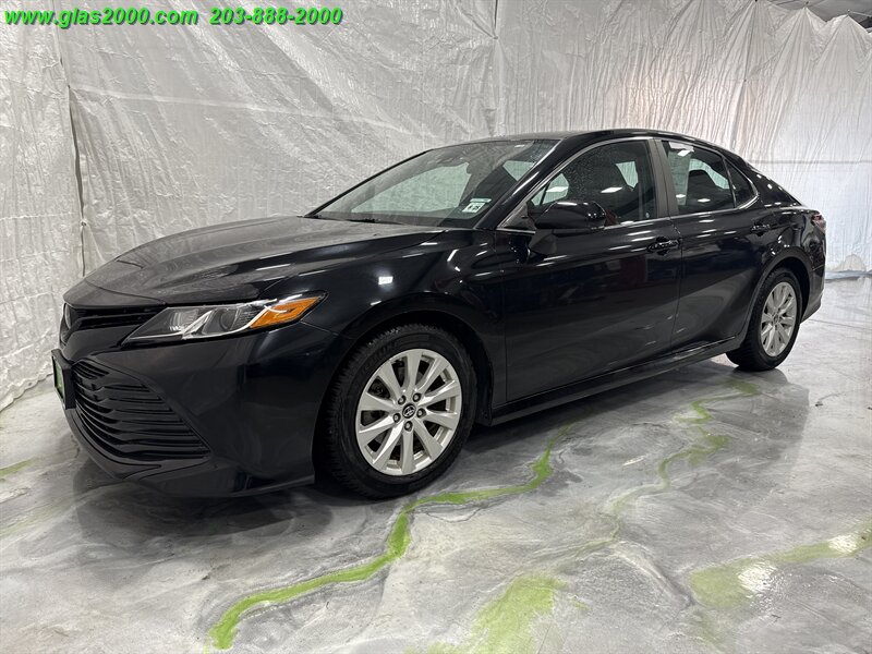 2020 Toyota Camry LE - Photo 1 - Bethany, CT 06524
