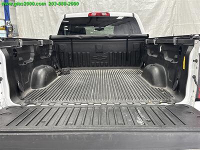 2017 Chevrolet Silverado 1500 LT LT1   - Photo 15 - Bethany, CT 06524