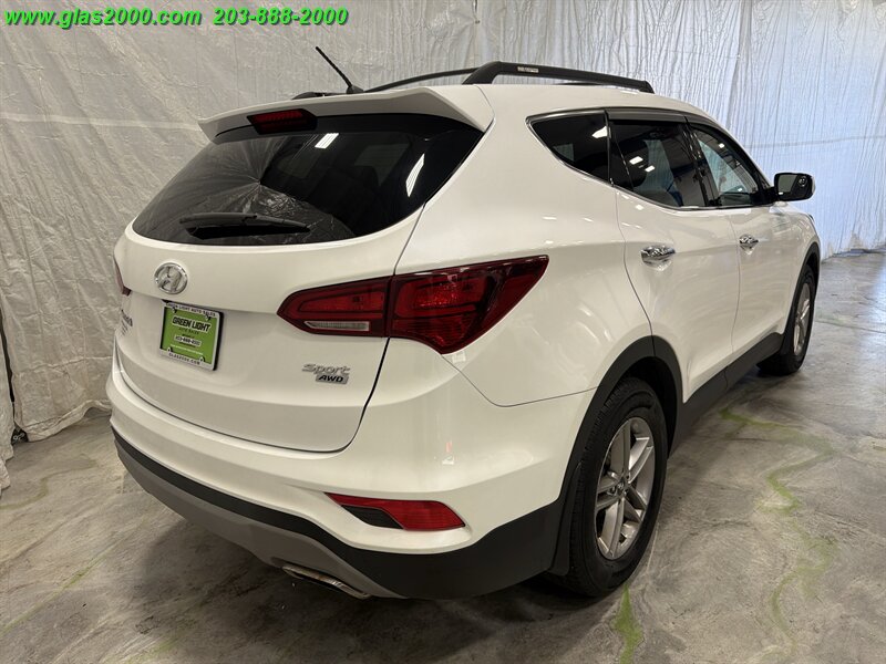 2018 Hyundai Santa Fe SPORT 2.4L - Photo 8 - Bethany, CT 06524