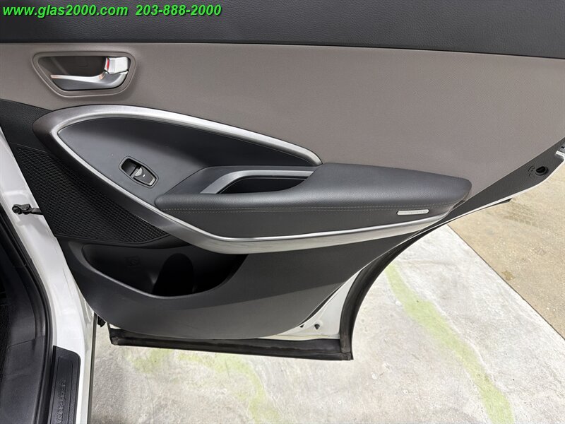 2018 Hyundai Santa Fe SPORT 2.4L - Photo 29 - Bethany, CT 06524
