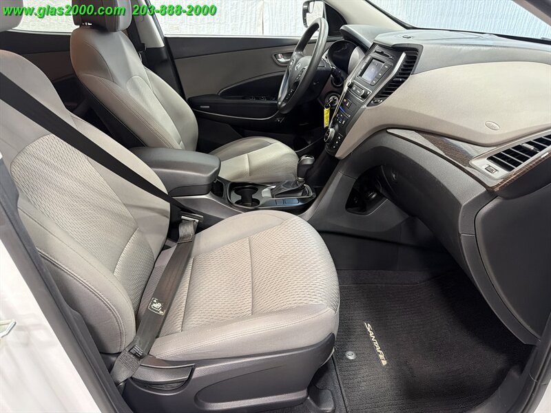2018 Hyundai Santa Fe SPORT 2.4L - Photo 21 - Bethany, CT 06524