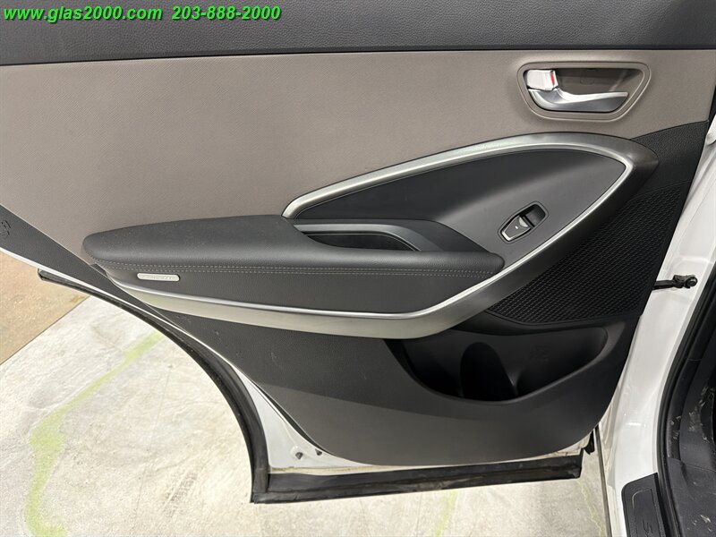 2018 Hyundai Santa Fe SPORT 2.4L - Photo 28 - Bethany, CT 06524