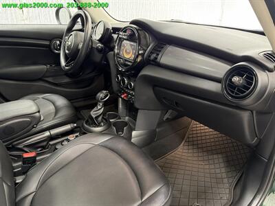 2017 MINI Cooper Hardtop 4 Door   - Photo 5 - Bethany, CT 06524