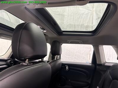 2017 MINI Cooper Hardtop 4 Door   - Photo 12 - Bethany, CT 06524