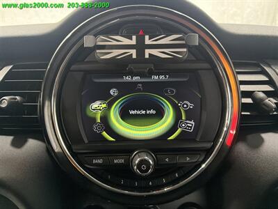 2017 MINI Cooper Hardtop 4 Door   - Photo 11 - Bethany, CT 06524