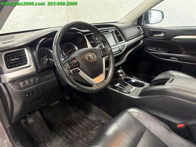 2016 Toyota Highlander XLE - Photo 3 - Bethany, CT 06524