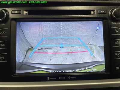 2016 Toyota Highlander XLE - Photo 11 - Bethany, CT 06524