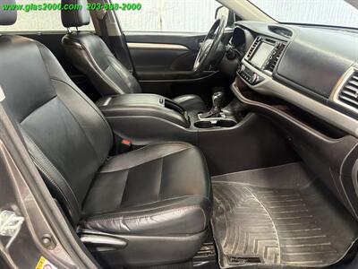 2016 Toyota Highlander XLE - Photo 21 - Bethany, CT 06524