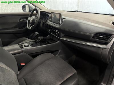 2023 Nissan Rogue SV   - Photo 5 - Bethany, CT 06524