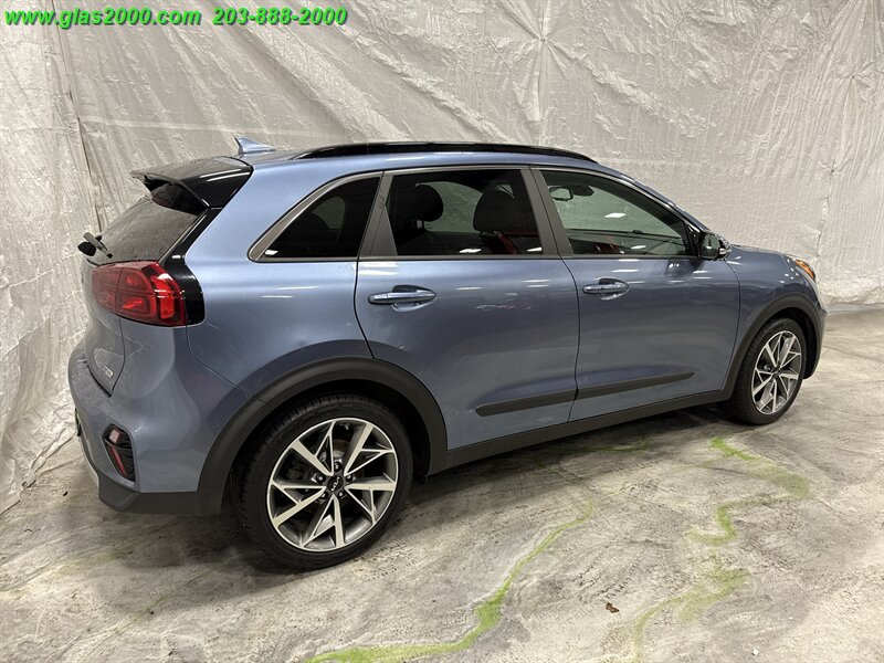 2022 Kia Niro Touring - Photo 8 - Bethany, CT 06524
