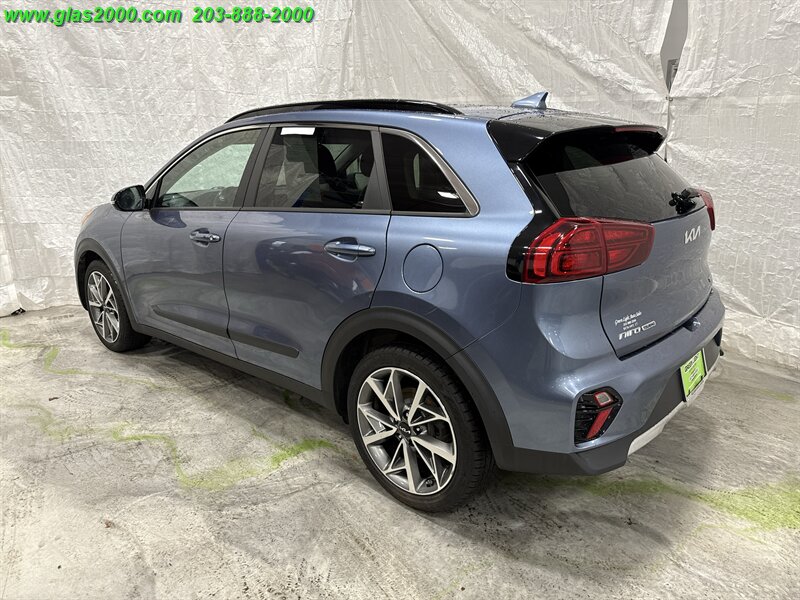 2022 Kia Niro Touring - Photo 7 - Bethany, CT 06524