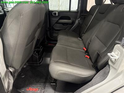 2018 Jeep Wrangler Unlimited Sahara   - Photo 9 - Bethany, CT 06524