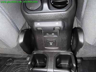 2018 Jeep Wrangler Unlimited Sahara   - Photo 30 - Bethany, CT 06524