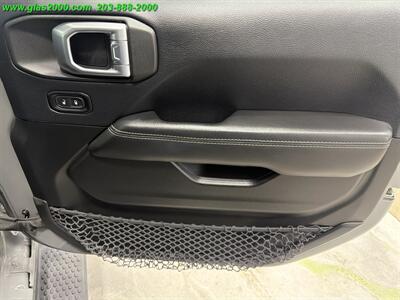 2018 Jeep Wrangler Unlimited Sahara   - Photo 29 - Bethany, CT 06524