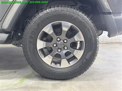 2018 Jeep Wrangler Unlimited Sahara   - Photo 16 - Bethany, CT 06524