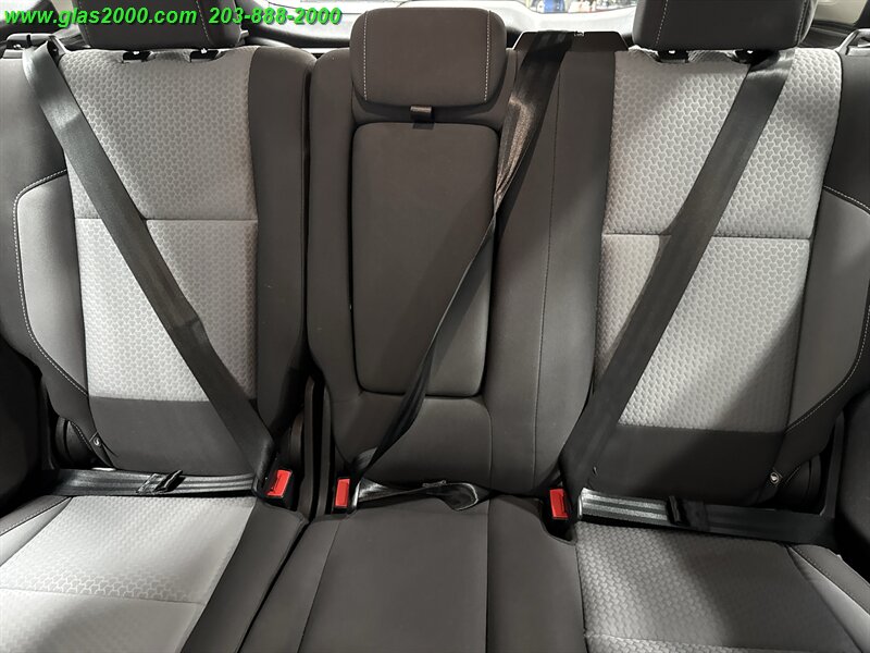 2017 Ford C-Max SE - Photo 24 - Bethany, CT 06524