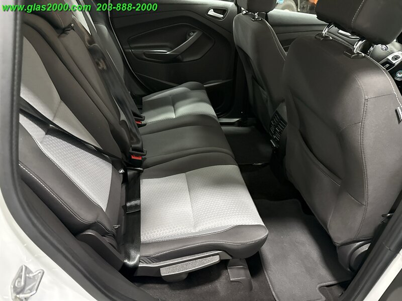 2017 Ford C-Max SE - Photo 10 - Bethany, CT 06524