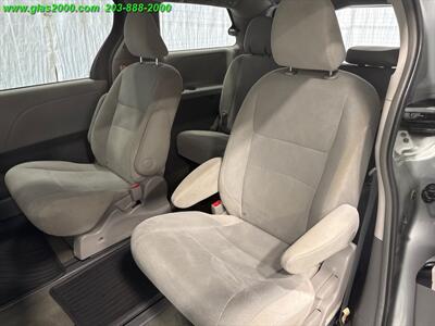 2016 Toyota Sienna L 7-Passenger   - Photo 23 - Bethany, CT 06524