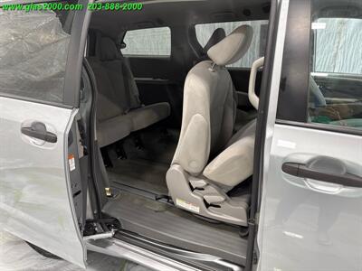 2016 Toyota Sienna L 7-Passenger   - Photo 21 - Bethany, CT 06524