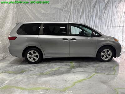 2016 Toyota Sienna L 7-Passenger   - Photo 26 - Bethany, CT 06524