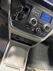 2016 Toyota Sienna L 7-Passenger   - Photo 22 - Bethany, CT 06524