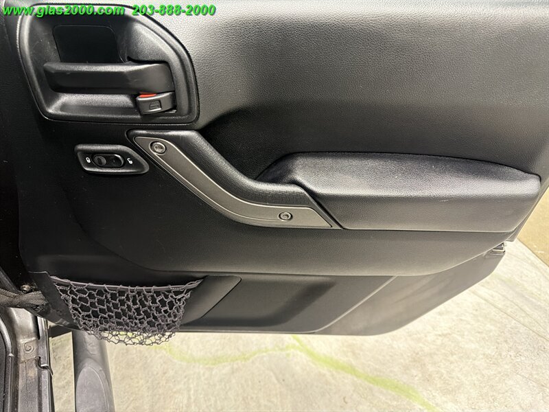 2018 Jeep Wrangler JK Unlimited Unlimited Sport - Photo 26 - Bethany, CT 06524