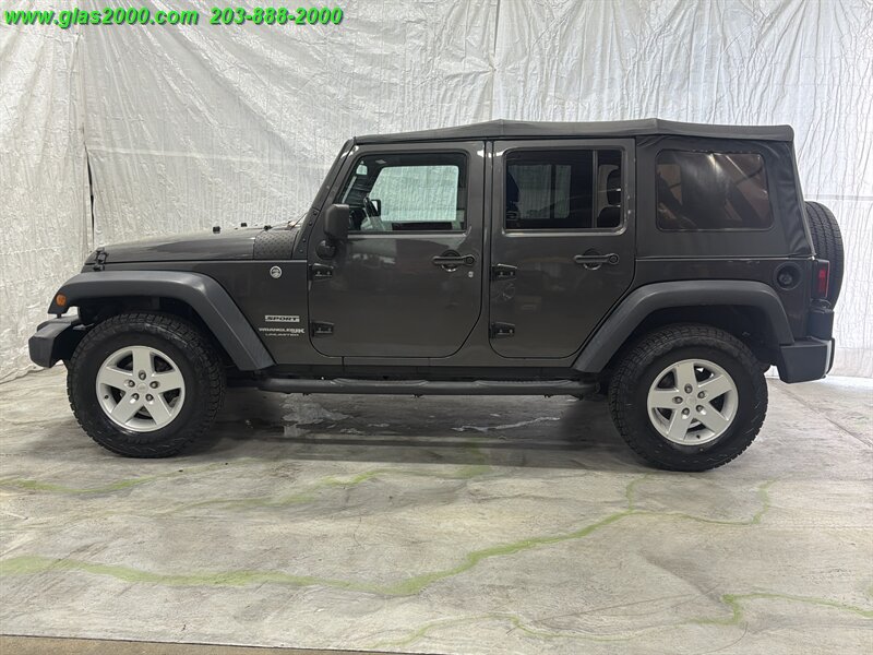 2018 Jeep Wrangler JK Unlimited Unlimited Sport - Photo 13 - Bethany, CT 06524