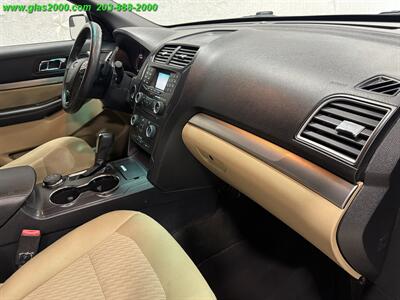 2016 Ford Explorer   - Photo 5 - Bethany, CT 06524