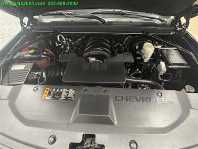 2019 Chevrolet Suburban LT   - Photo 12 - Bethany, CT 06524