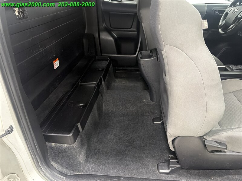 2021 Toyota Tacoma SR - Photo 28 - Bethany, CT 06524