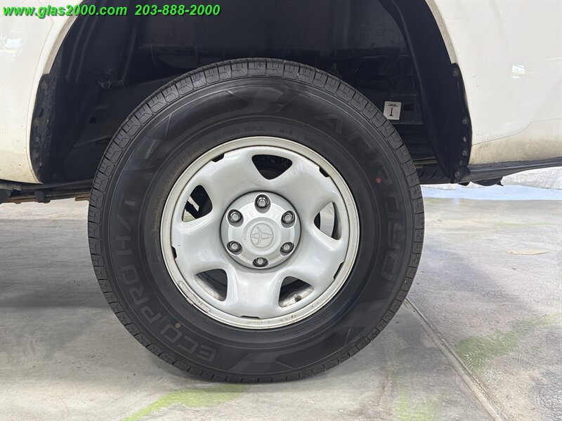 2021 Toyota Tacoma SR - Photo 16 - Bethany, CT 06524