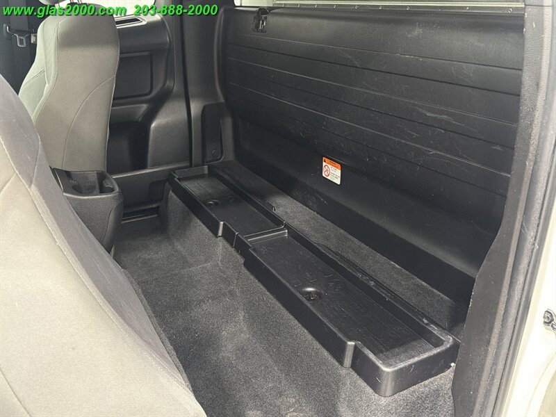 2021 Toyota Tacoma SR - Photo 9 - Bethany, CT 06524